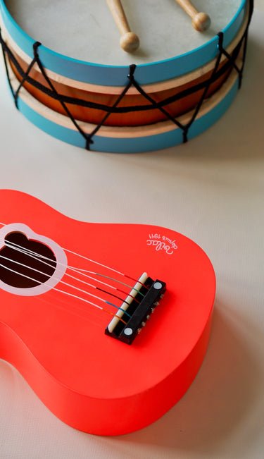 Small Sized Classic Guitar Coral