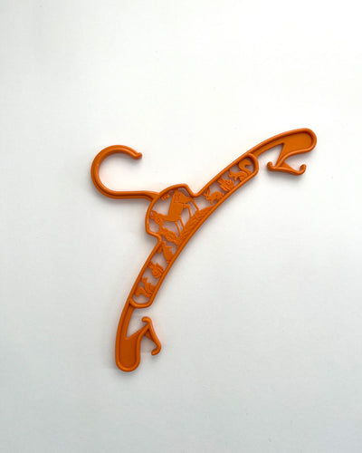 Baby Hanger Orange